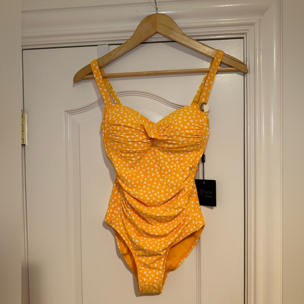 NWT Nip Tuck Swim Marigold One Piece Swimsuit Tummy Control Vacation Resort - Picture 2 of 7